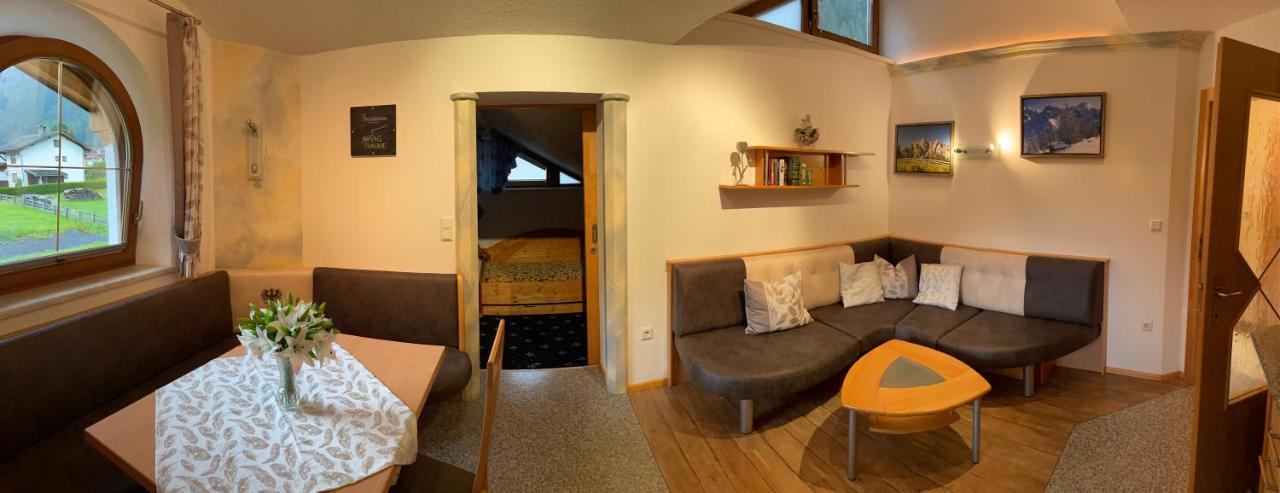 Haus Egger Apartment นอยชติฟ อิม ชตูไปทัล ภายนอก รูปภาพ