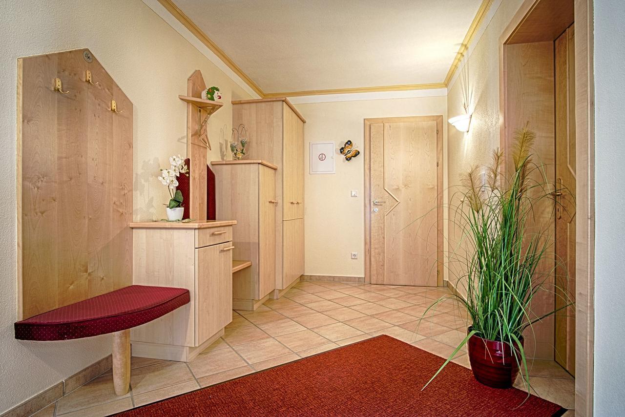 Haus Egger Apartment นอยชติฟ อิม ชตูไปทัล ภายนอก รูปภาพ